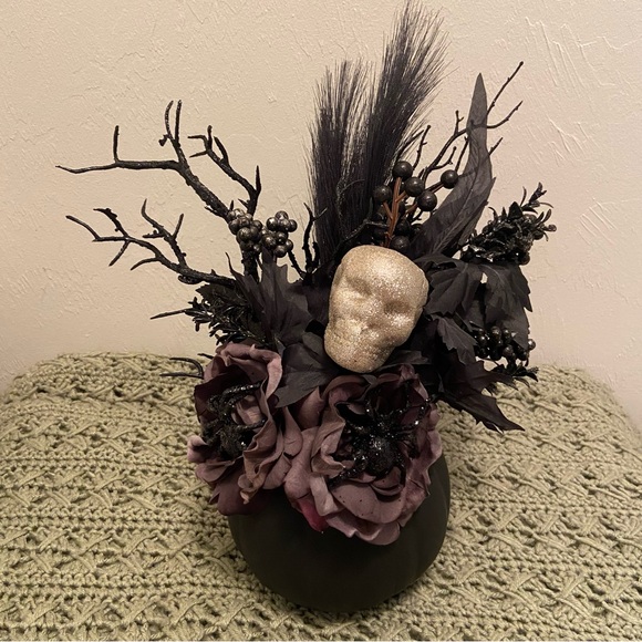 Halloween Spooky Pumpkin Flower Boutique - Picture 3 of 13